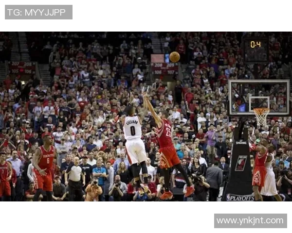 2018年季后赛火箭与爵士第五场激战回顾与精彩瞬间解析 2018年季后赛火箭与爵士第五场激战回顾与精彩瞬间解析